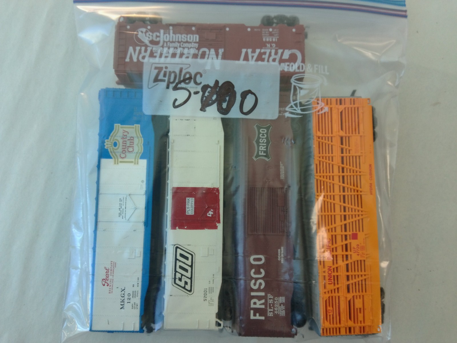 Grab Bag #5-100 HO Scale Rolling Stock (Set of 5 Various)