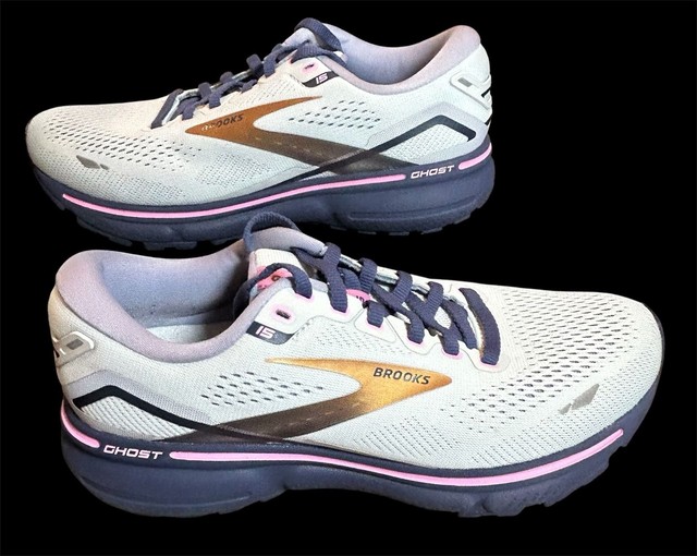 Brooks Ghost