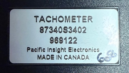 WESTERN STAR Tachometer 87340S3402 3816437 *cracked cover* - Picture 4 of 5