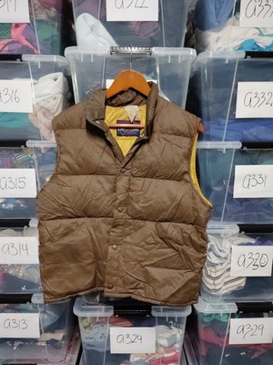 Brown Vtg Puffer Vest Down Design Size Medium  Fair Condition Spots  Wear A346