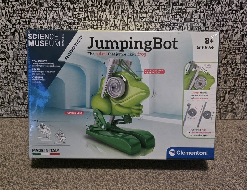 Clementoni Science Museum JumpinBot Engaging STEM Robot Toy Build and Progra