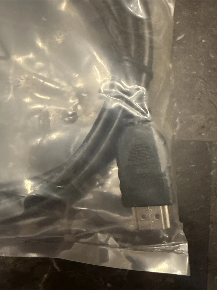 HDMI CABLE 6 FT BLACK BRAND NEW - Image 2 of 4