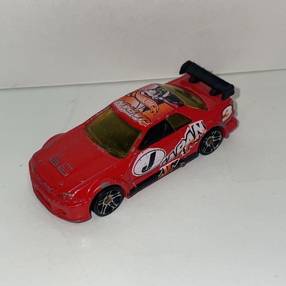 Vintage Hot Wheels Nissan Skyline Flag Flyers Japan Model Car Red