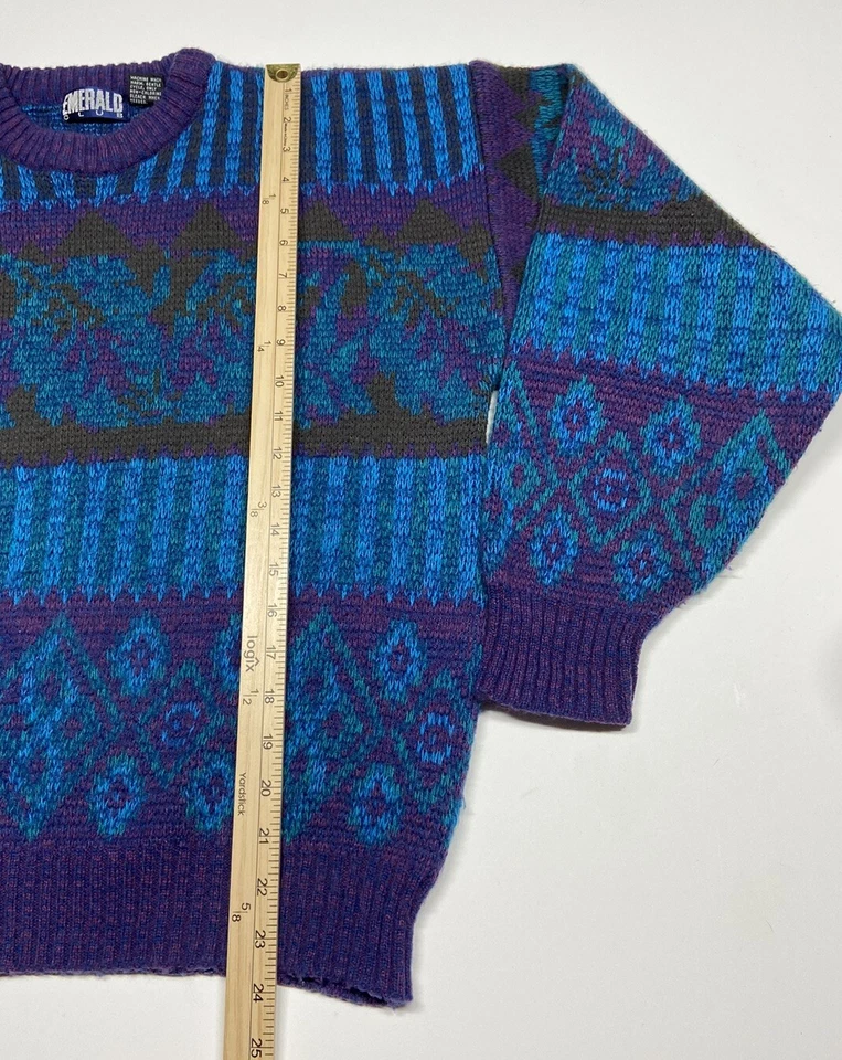 Vintage 90s Emerald club Geometric sweater pullover crew neck Purple size large - Image 2 of 4