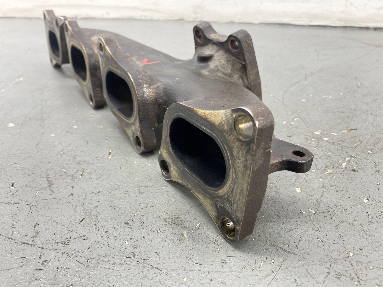 2020-2023 MCLAREN GT 4.0L LEFT SIDE ENGINE EXHAUST MANIFOLD PIPE 22FA008GP OEM