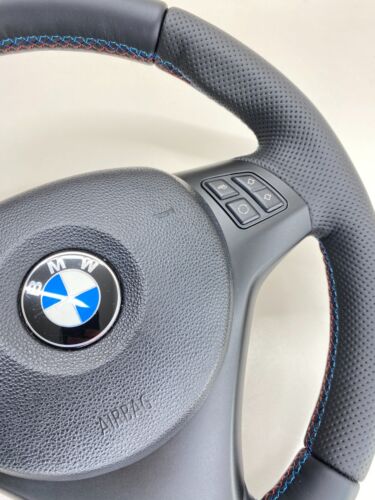 Volante BMW M E90 E91 E92 E93 M COSTURA - Imagen 4 de 6
