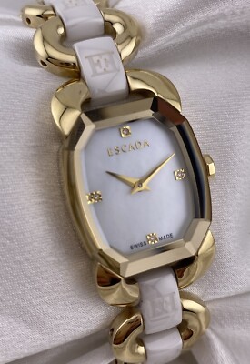 ESCADA WATCH This Eid, gift her something she main image 3