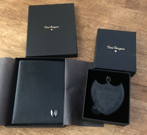 DOM PERIGNON CHAMPAGNE LEATHER PASSPORT HOLDER WALLET & KEYRING BNIB - 第 1/11 張圖片