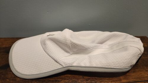New Balance 5 Panel Performance Hat Polyester Adjustable Moisture Wicking Vented - Picture 4 of 6