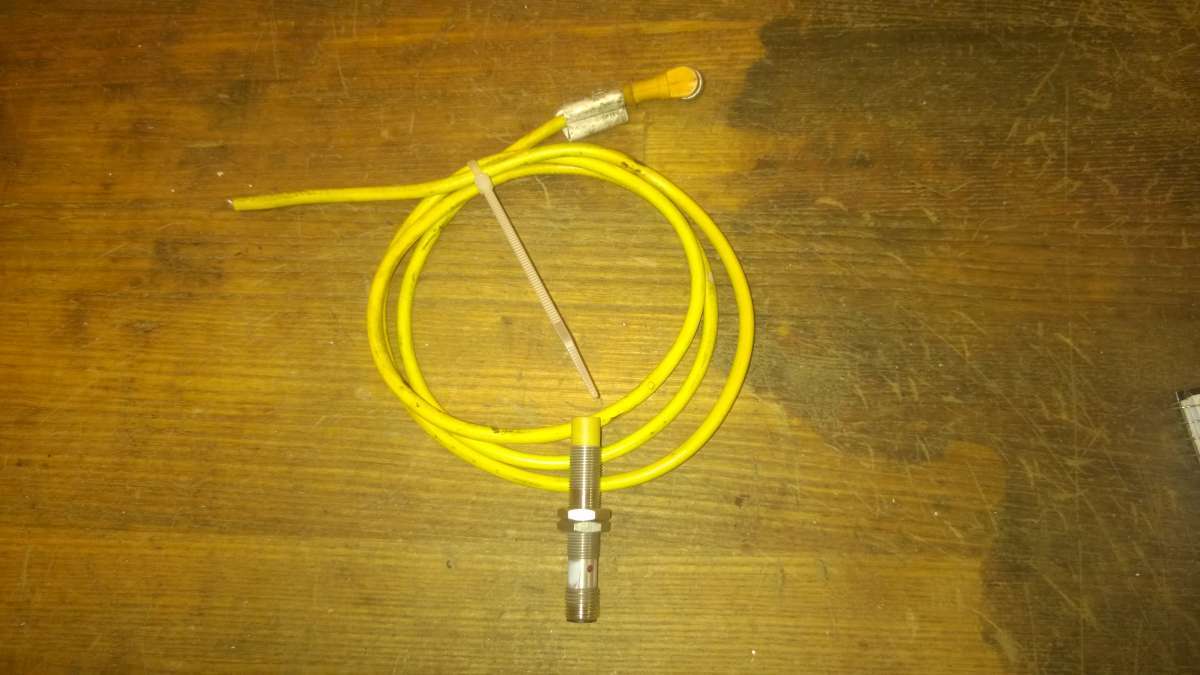 Proximity Sensor Switch 35-250VAC NEW Turck 1304232 NI4-G12-AZ33X-B3131