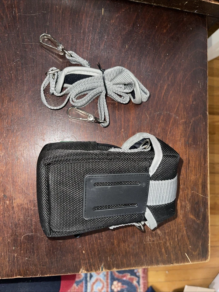 Vintage United Colors of Benetton Camera/phone Carry Case Cross Body Zip Buckle - Image 3 of 4