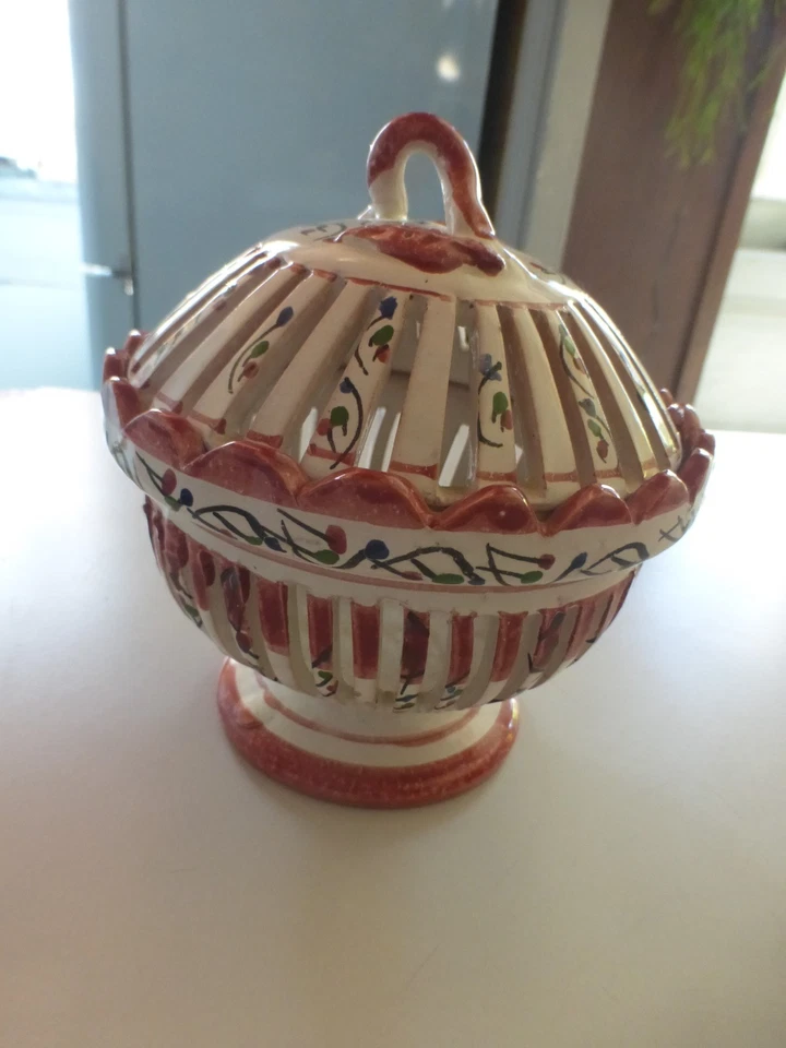 ancien pot à couvercle en terre cuite vernissé ajouré TBE - Photo 4/4