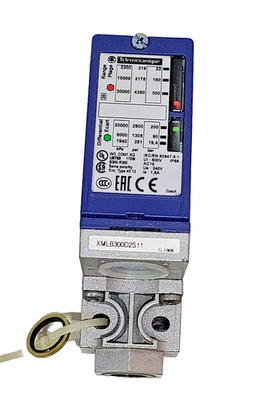 *New no Box* TELEMECANIQUE XMLB300D2511 300 BARS 4351PSI 30000KPA