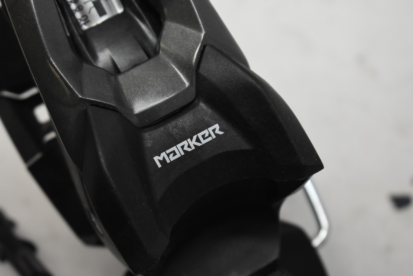 Grip Walk TP2 Marker Bindings Ski Bindings Adult DIN 3-10 Black Toe Heel Pair