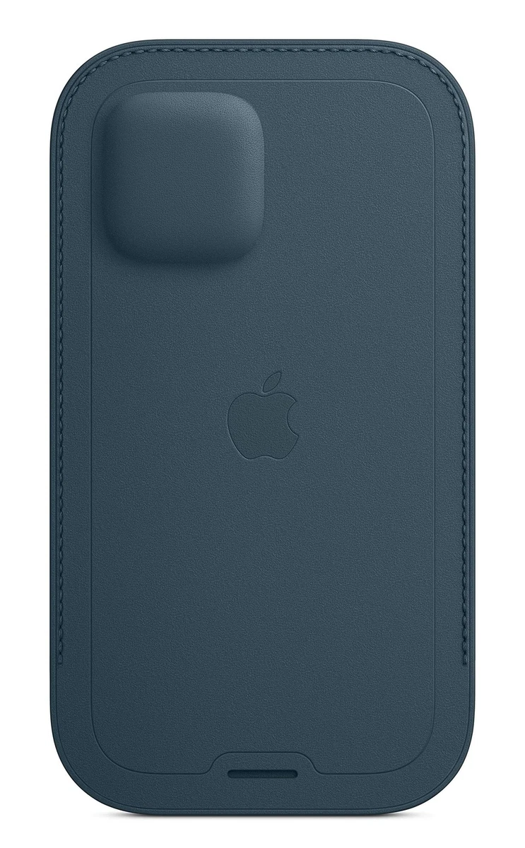 apple card protective sleeve Solid Red Magnetic buttons make the back case open and close securely Dragon Shield Standard Size Matte