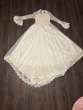 1980s Vintage Wedding Dress Blinged Out Train with Small Veil, Size 4/6