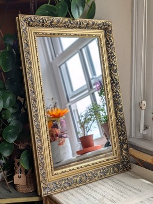 Wandspiegel Dahlie Gold vergoldet gerahmt 30 x 50 cm Spiegel 62 x 42 cm Rahmen