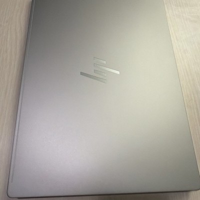 HP OmniBook Ultra 14'' 3K OLED Touchscreen Laptop - Intel Core Ultra 7 1 TB SSD