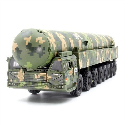 1/72 UNISTAR China DF-61 Intercontinental Strategic Missile Launch Vehicle Model
