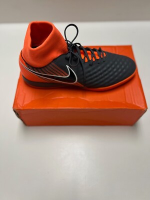 シューズ NIKE Magista Obra FC Amazon.com: Nike JR Magista Obra II FG Black/Red 4