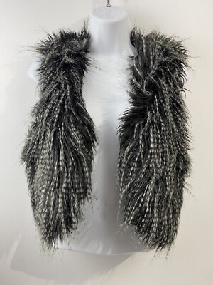 Simply Vera Vera Wang Faux Fur Grey-Black Vest Small/Medium