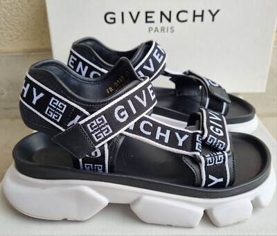 Givenchy Jaw Sandalen, Gr. 40, schwarz, Originalverpackung, Made in Italy,...