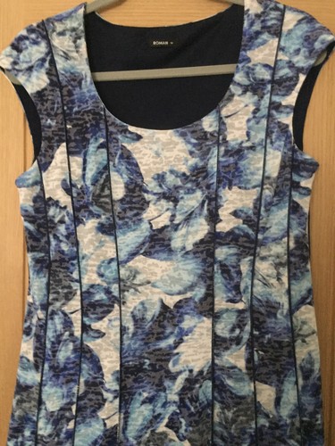 Damen Römer blau/schwarz Kleid mit angeschnittenen Ärmeln - Top Zustand - Größe 14 - Bild 2 von 6