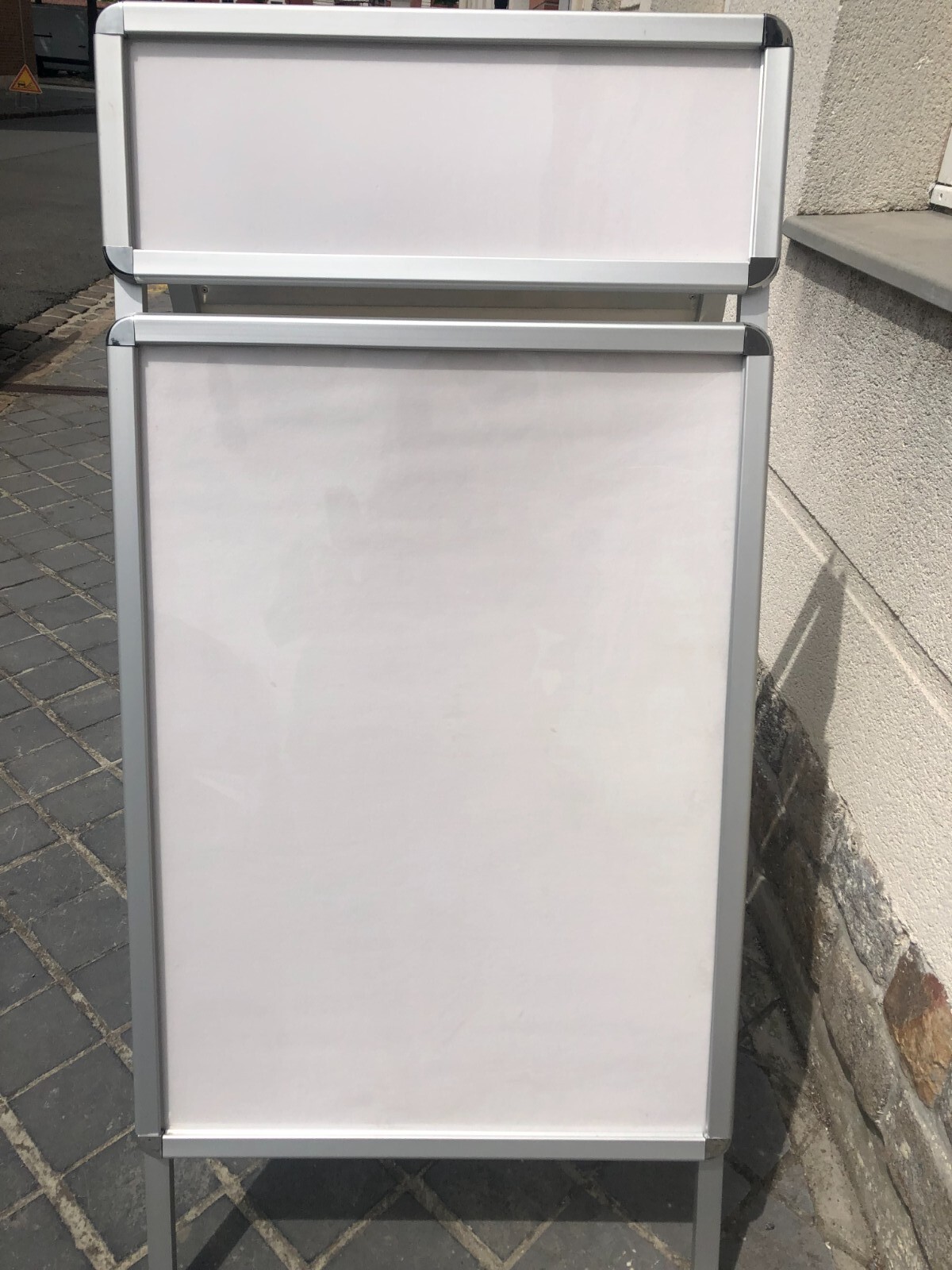 Panneau de trottoir en aluminium gris A1 double face pour affichage