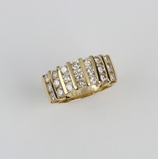 Pretty 14k Yellow Gold, 1.0 Carat Diamond Women's Band Ring Size 6.5