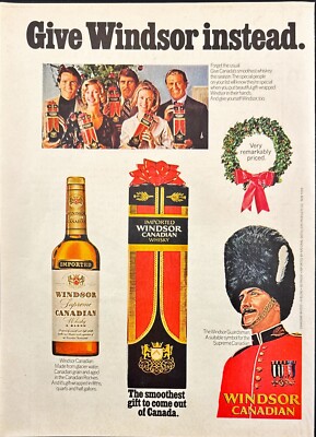 Windsor Canadian Whisky Christmas Guardsman Vintage Print Ad 1973