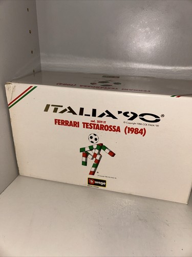 BURAGO 1/24 Ferrari Testarossa 1984 Italia '90 1990 Coppa del Mondo su Lastra di Legno IMBALLO ORIGINALE - Foto 11 di 15