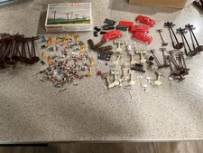 Vintage Lot of Plasticville USA Accessories-Cars/People/Signs/Poles more- 9