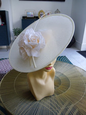 beautiful  ladies wide cream  wedding/ascot/races hatinator