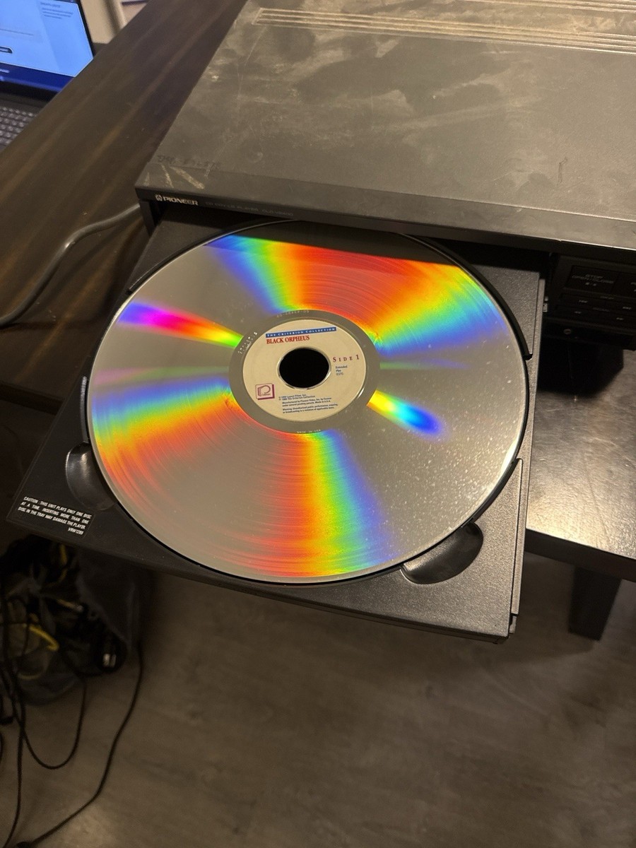 Pioneer CLD-V8400 LaserDisc LD CD CDV Player Tested Spins Reads +