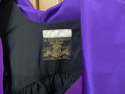 W. Northam Black Robe Gown Academic Mortar Board Hat Graduation University Sz 49 - Picture 4 of 23