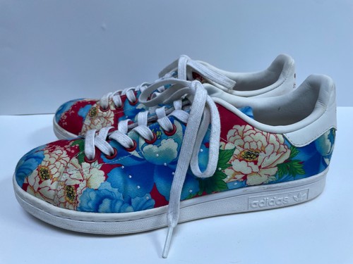 Scarpe da ginnastica Adidas hawaiane floreali UK 7 da donna Stan Smith in tela BB5158 RARE - Foto 6 di 15