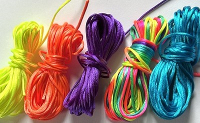 Bright & Beautiful 5 Meter Längen à 1mm Rattail Satin Nylon Kordel
