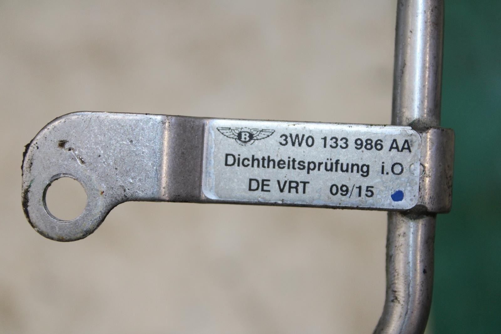 Bentley Flying Spur 2013-2018 Engine return pipe