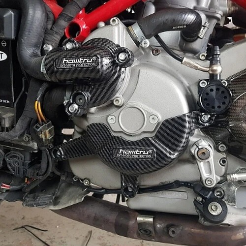 For Ducati 848 2008-2013 Carbon Fiber Motorcycle Engine Protection Cover - Picture 3 of 9