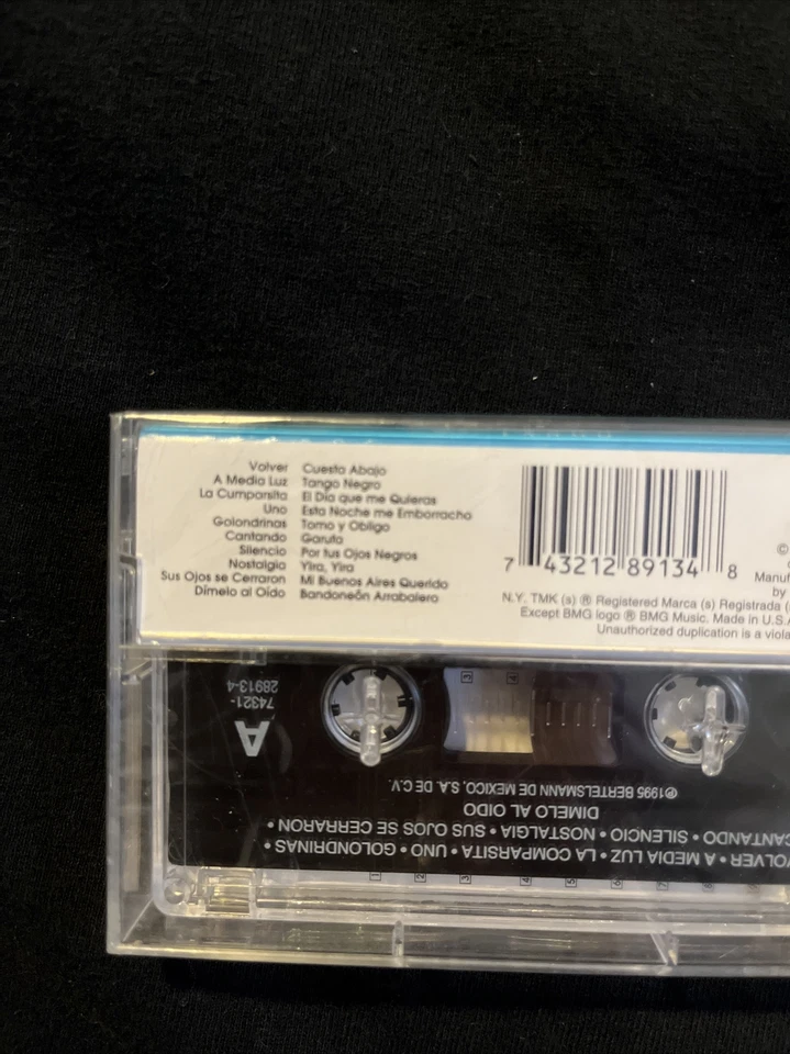 CARLOS GARDEL, LIBERTAD LAMARQUE, HUGO DEL CARRIL - ColeccionTango NEW Cassette Foto 2 de 2