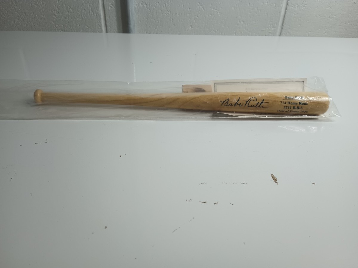 Mini Babe Ruth 714 Home Runs 2211 R.B.I. Hall Of Fame Wood Bat COA