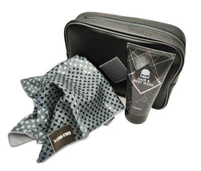 ACTIVISION Call of Duty Dark Force Reiseset Waschtaschen Herren