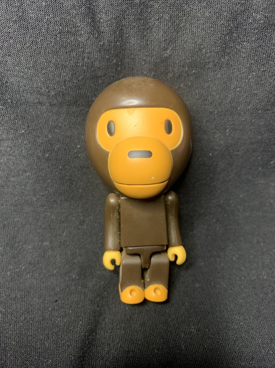 BABYMILO BAPE PLAY フィギュア BAPE x Louis De Guzman Apparel, Footwear, and BABY MILO Figure