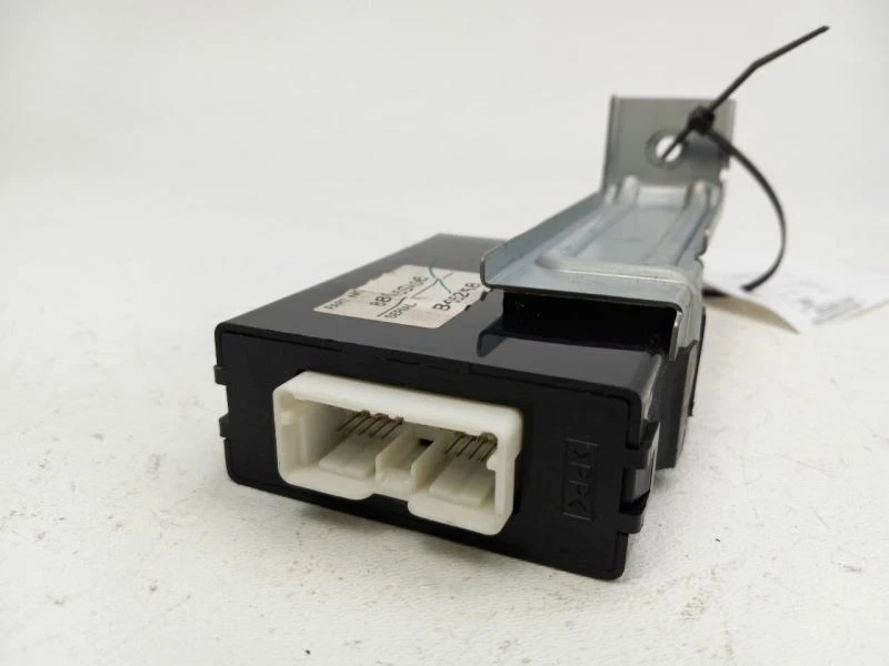 Unidad de módulo de control Subaru Forester 2005 aspecto robo OEM Foto 4 de 4