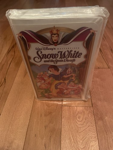 Snow White And The Seven Dwarves Walt Disney Masterpiece Collection SEALED 1994 - Picture 4 of 6