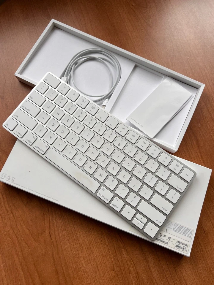 New In box, Apple Magic Keyboard, A1644, never used - MLA22LL - Image 4 of 4
