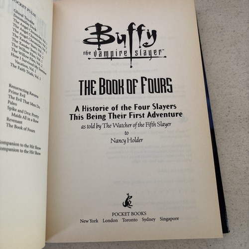Buffy Vampire Book of Fours : A Historie Four Slayers, Their First Adventure - Imagen 2 de 7