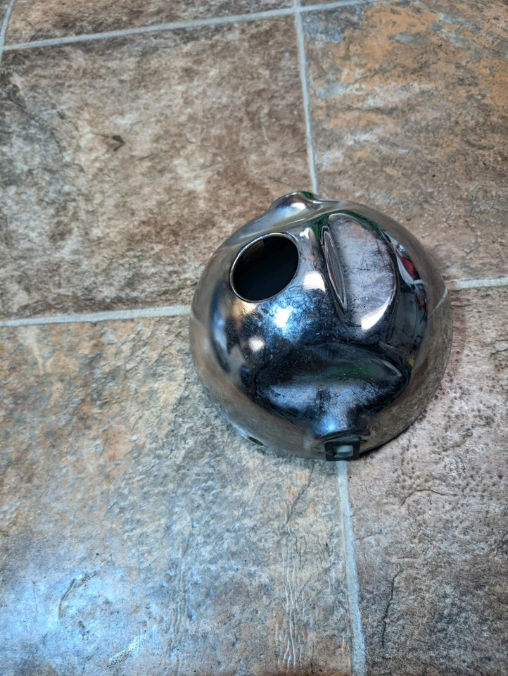 YAMAHA XS400 XS 400 1980-81 FARO CUBO CROMO usado OEM 1A0-84330-60-93 Foto 2 de 4