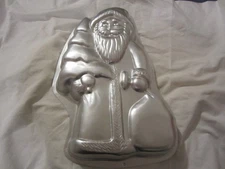 Wilton Old World Santa Christmas Cake Pan, Forest Claus Tree & Sack Robe