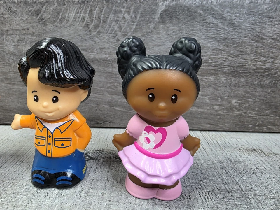 Figuras asiáticas afroamericanas Little People Sophie Slim Figures b96 Foto 4 de 4